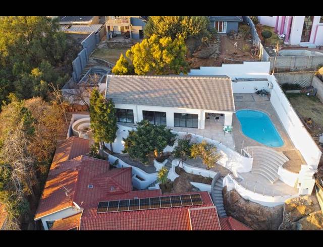 4 BEDROOM HOUSE FOR SALE IN GLENVISTA